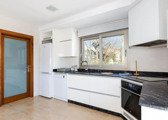 펜션 Yourhouse Antonia, Sea View House With Terrace 캔 피카폴트