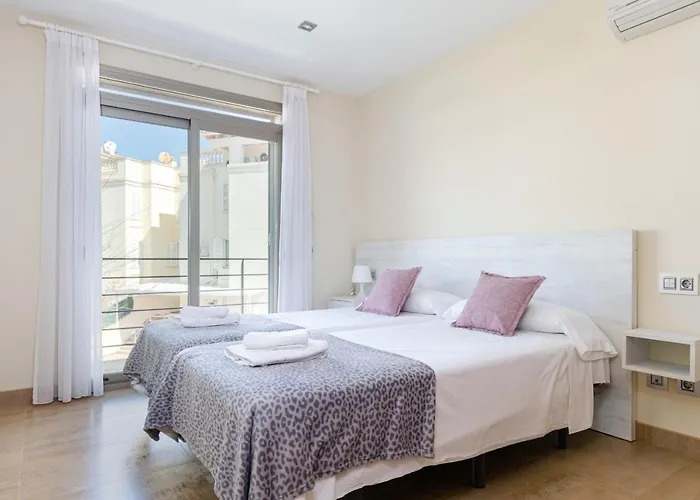 Tatil Evi Yourhouse Antonia, Sea View House With Terrace Can Picafort (Mallorca)