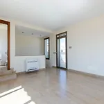 Yourhouse Antonia, Sea View House With Terrace